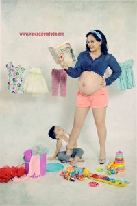 Caption this :)  HMUA - Betsy T. Arcena#maternityShoot #vasandiegoStudio #photti...